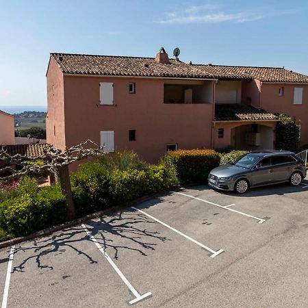 Le Petit Vue Mer La Croix-Valmer Bagian luar foto