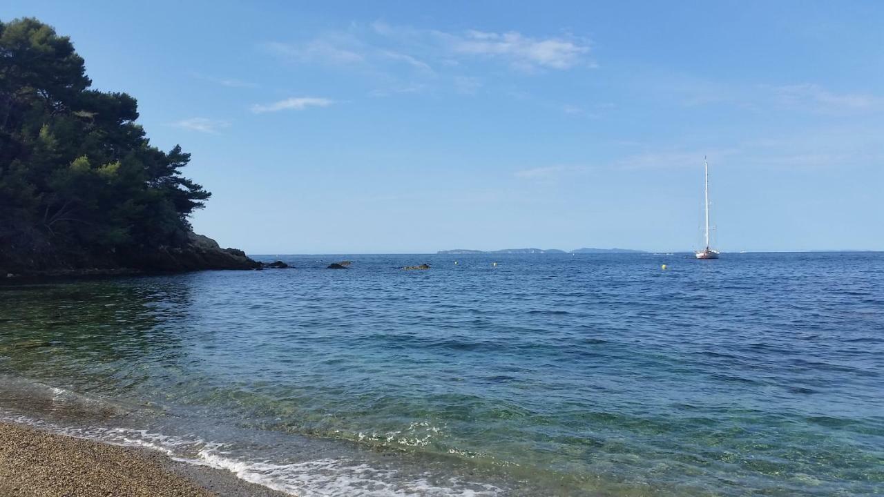 Le Petit Vue Mer La Croix-Valmer Bagian luar foto